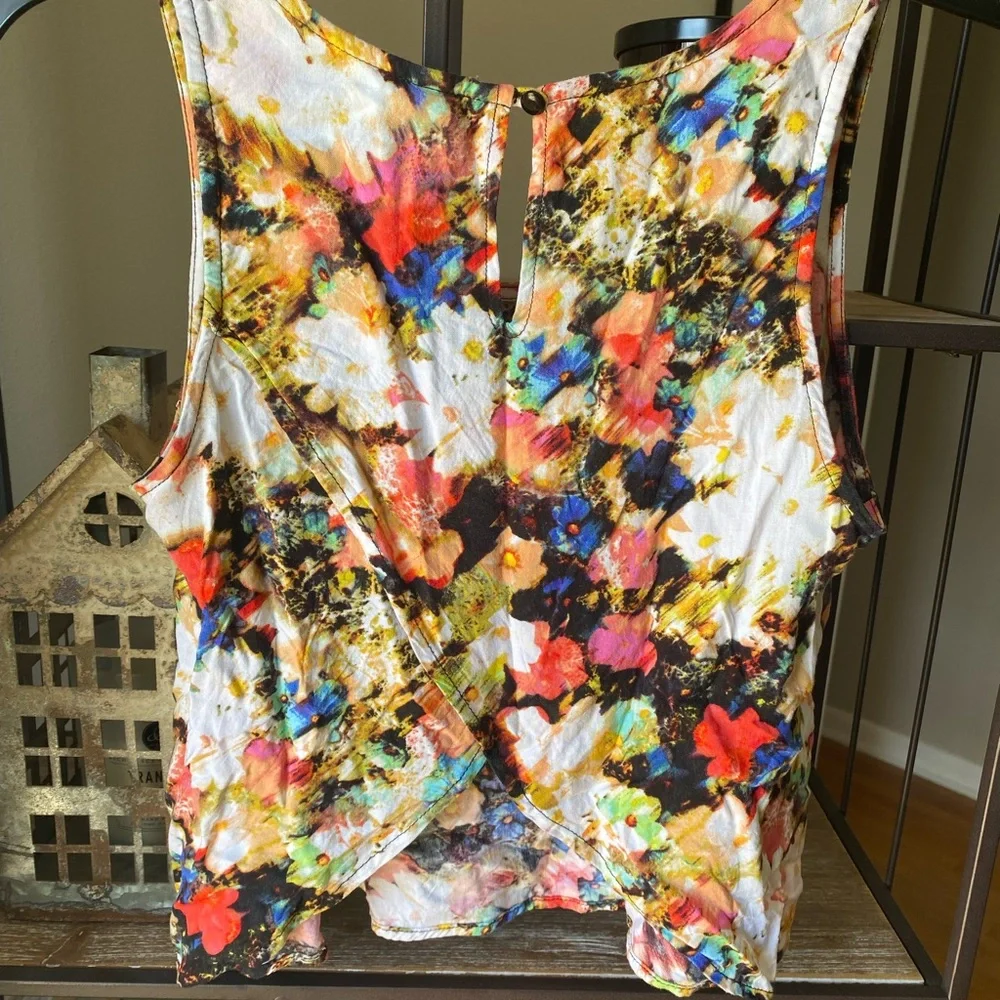 Small floral crop top - Picture 3 of 5